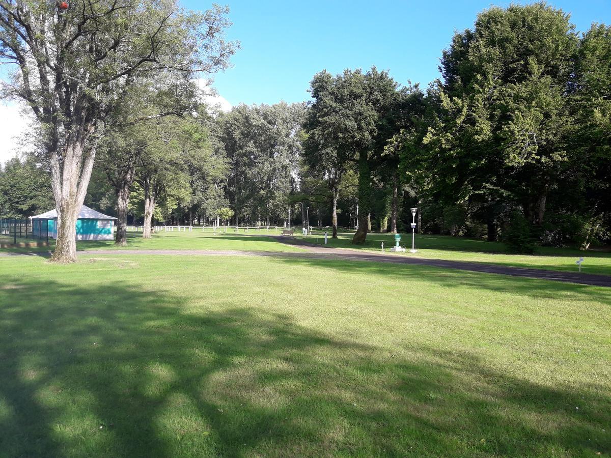 Hotel Les Berges Du Cele Bagnac Esterno foto